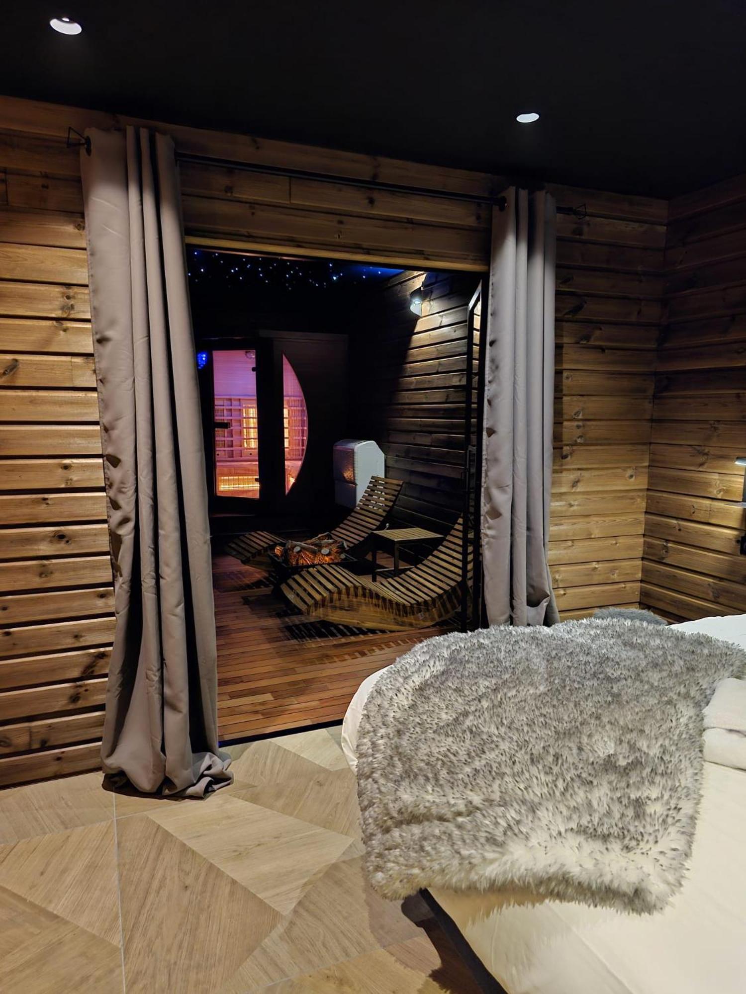 Le Chalet Loft Spa Calais Ngoại thất bức ảnh